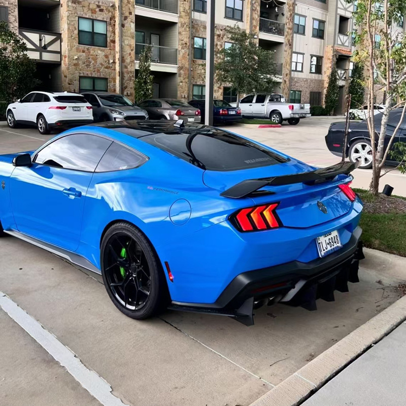 Suitable for Ford Mustang 7-generation Mustang Mustang23 rear spoiler rear lip air knife modification and punching