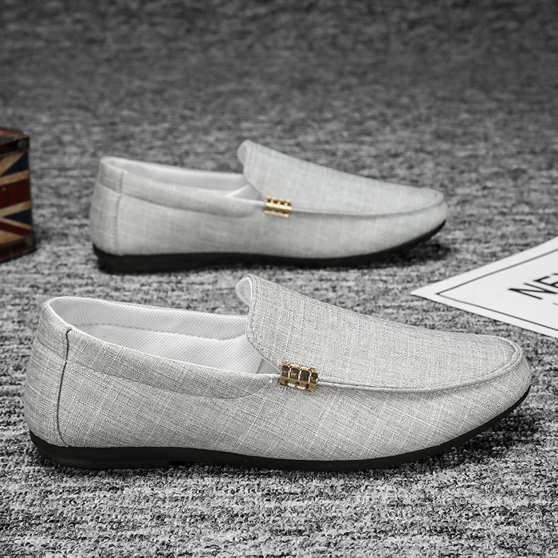 Primavera y verano nuevos zapatos casuales para hombres de moda coreana zapatos de skate juvenil con un pie, zapatos de beans, zapatos de beans