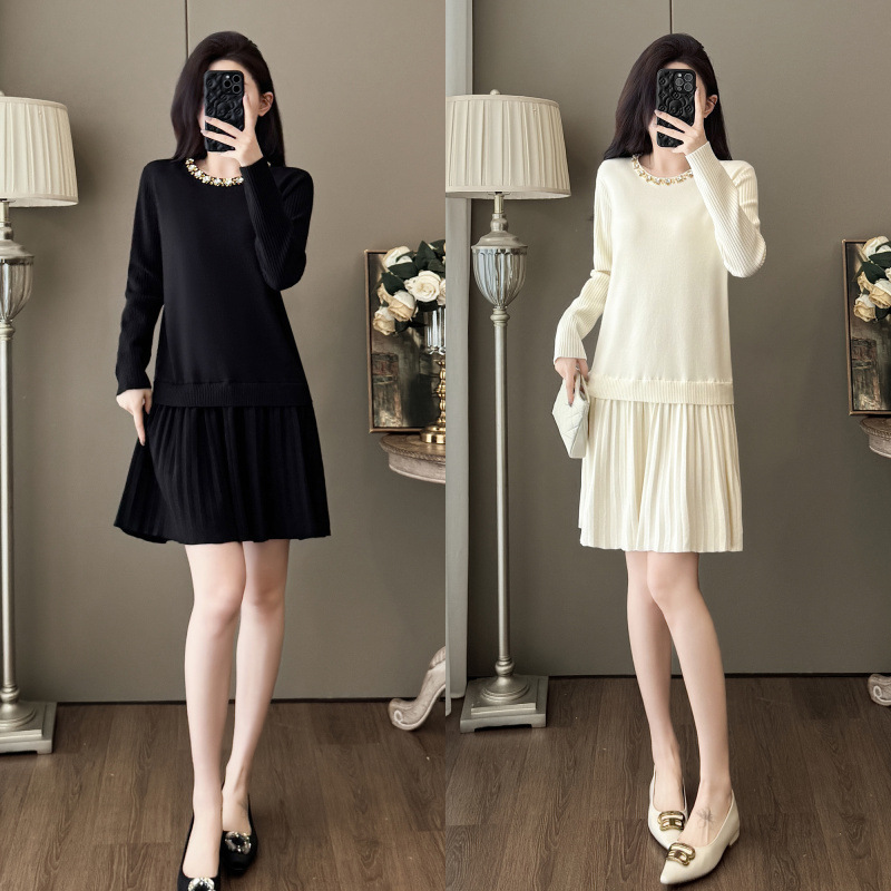 7678 French Style Knitted Dress Autum New Fashion Design Splicing Bottoming Skirt Pleated Skirt