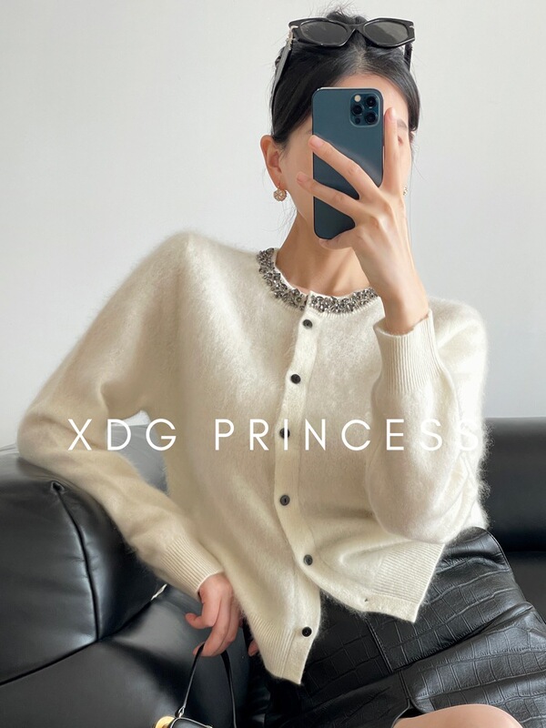 Shanghai Danong Flagship Store/Heavy-Duty Shiny Diamond Fleece Sweater for Women, Autumn and Winter Wool Cashmere Versatile Knit Cardigan Shanghai Danong Flagship Store/Heavy-Duty Shiny Diamond Fleece Sweater for Women, Autumn and Winter Wool Cashmere Versatile Knit Cardigan