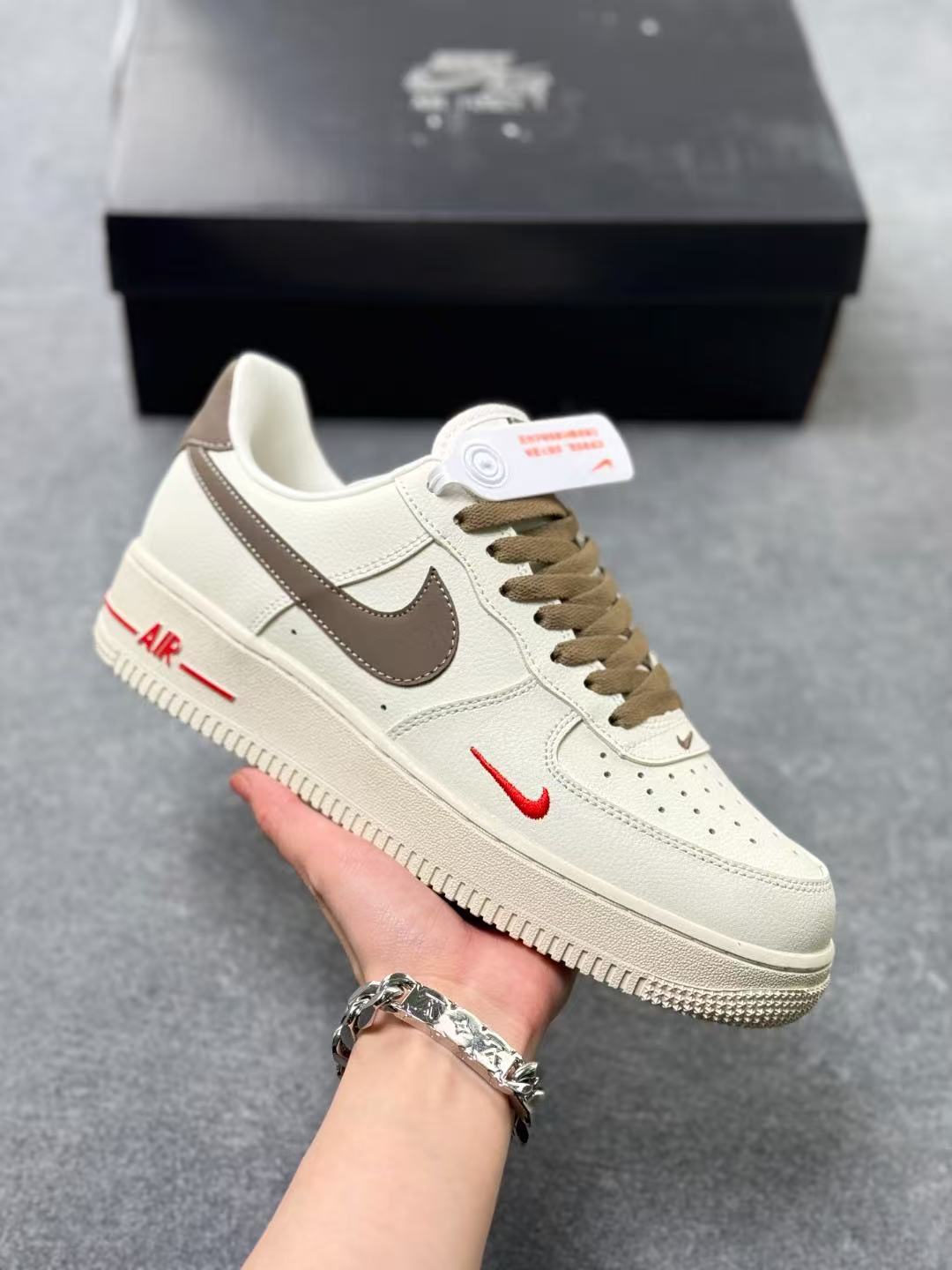 Zapatos de comercio exterior transfronterizo Putian AF1 Fuerza Aérea No. 1 blanco puro negro puro zapatos de patina baja para hombres y mujeres zapatos deportivos casuales