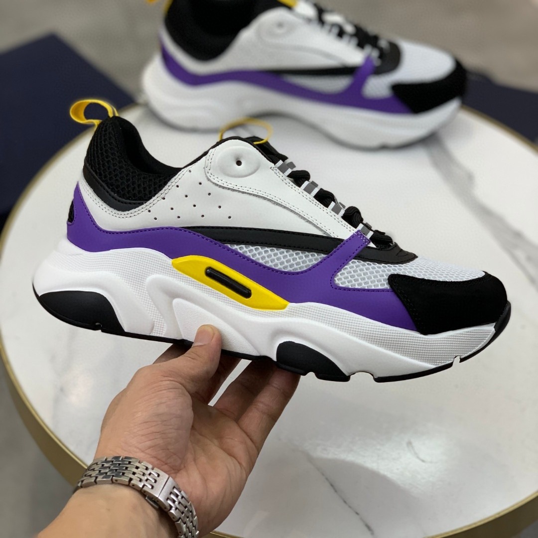 흰색 보라색 가장자리