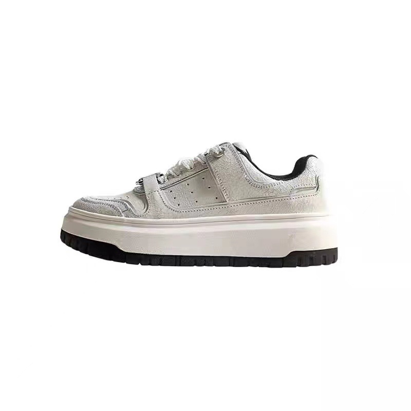 Women's Genuine Leather Running Shoes With Thick Sole And Pattern_voghion.com