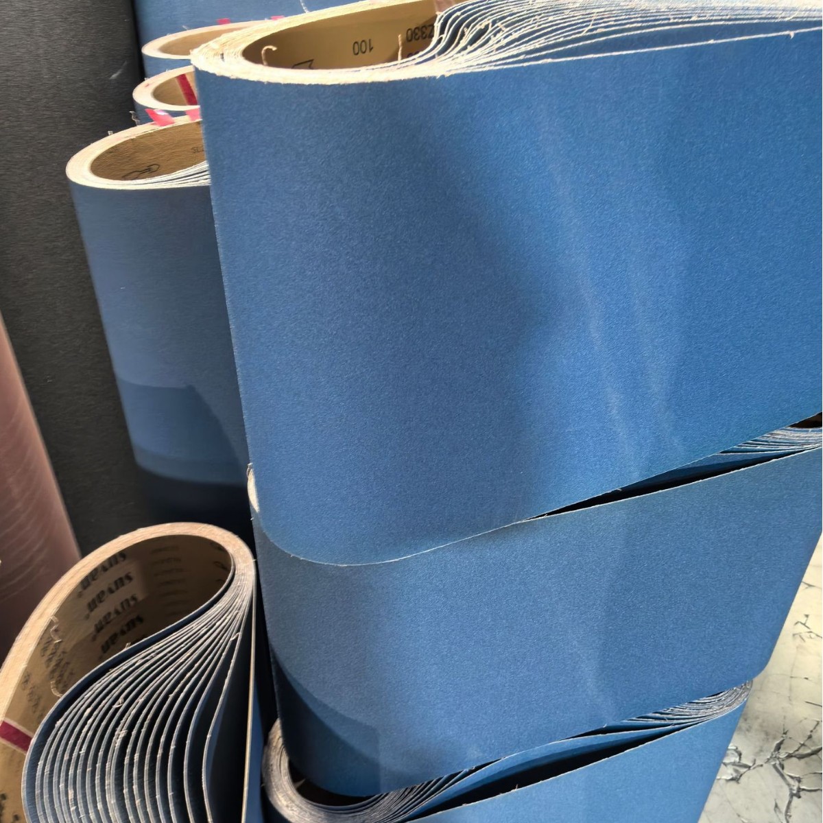 三菱XZ330蓝色砂带不锈钢砂带金属木工打磨拉丝抛光砂带 大砂带