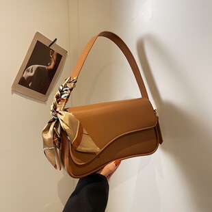 Demi-season elegant underarm bag, solid color one-shoulder bag, western style