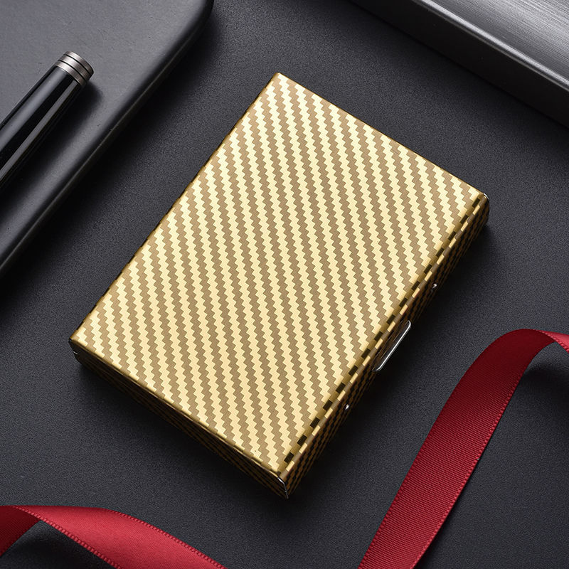 Titular de la tarjeta de acero inoxidable para hombres titular de la tarjeta de metal de cepillo antirrobo titular de la tarjeta de caja de tarjeta pequeña anti-desmagnetizador de las mujeres para el permiso de conducir