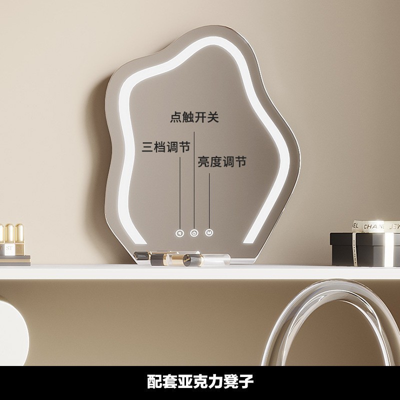 어울리는 구름 거울