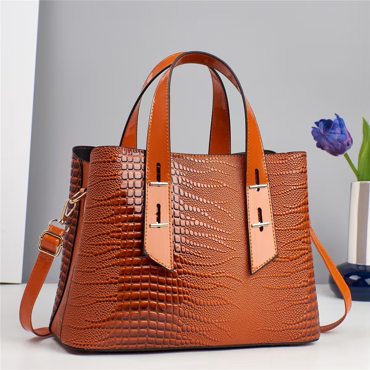 Bolso de moda 2025, nuevo mochila de viaje casual, clásico cocodrilo, bolso de hombro, bolso de mano