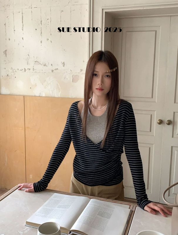 SUE辣妹风假两件挂脖长袖针织衫女秋季新款撞色条纹显瘦上衣37119|undefined