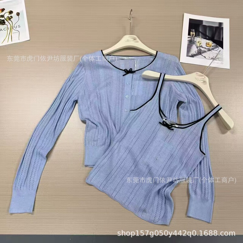 High-quality 26 early autumn new model silk-wool blend bow light blue hollow-out thin cardigan + knitted vest High-quality 26 early autumn new model silk-wool blend bow light blue hollow-out thin cardigan + knitted vest