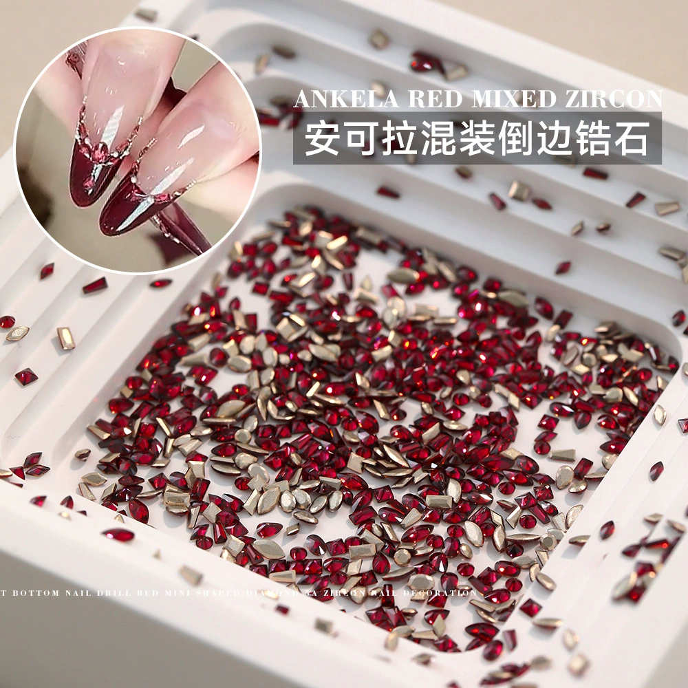 Новогодний циркон маникюра смешанный анколад красный анколад