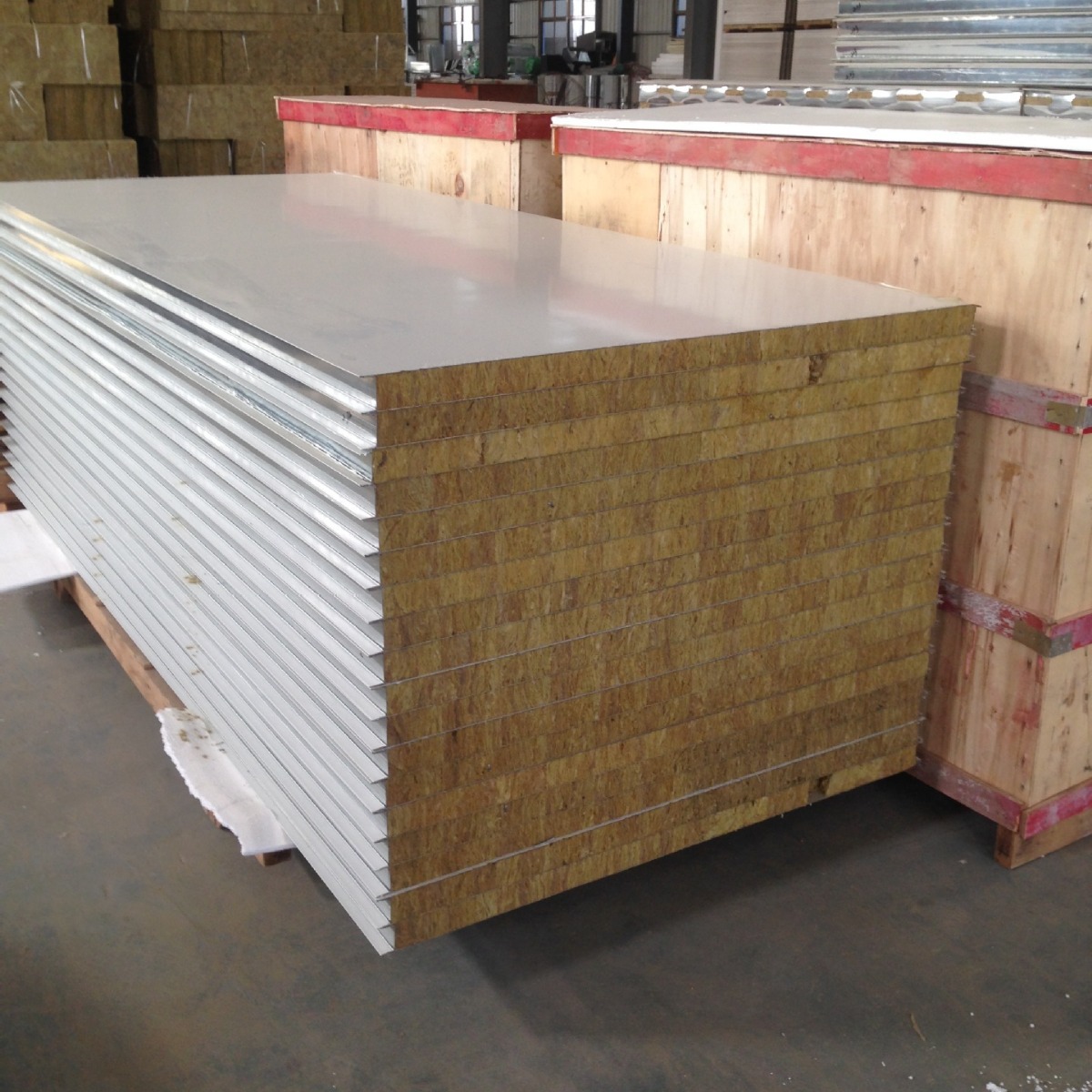 天润净化电子食品制药岩棉硫氧镁彩钢板硅岩板防火净化复合板厂家