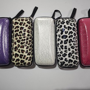 2021 square glasses case color sunglasses case anti-pressure glasses case leather zipper case casual sunglasses case Wholesale