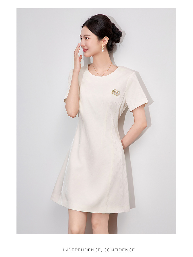 Đầm suông tay ngắn cổ tròn chất liệu tơ nhân tạo dệt jacquard thanh lịch — màu hồng chi tiết 11