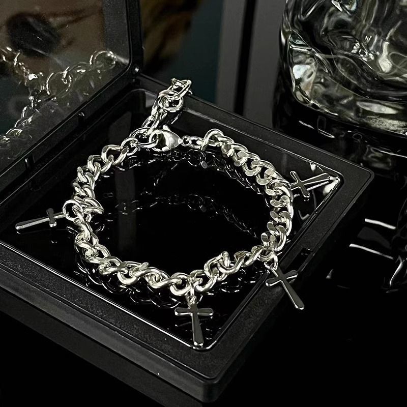 Hip-hop Cross Titanium Steel Plating Men's Bracelets display picture 1