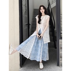 巨好看清新拼接休闲套装女夏2025新款设计感无袖上衣半身裙两件套