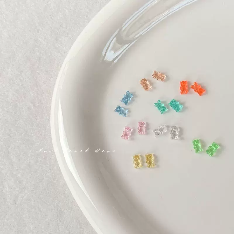 爆款美甲饰品树脂糖果色小熊可爱立体卡通冰透迷你小熊指甲饰品