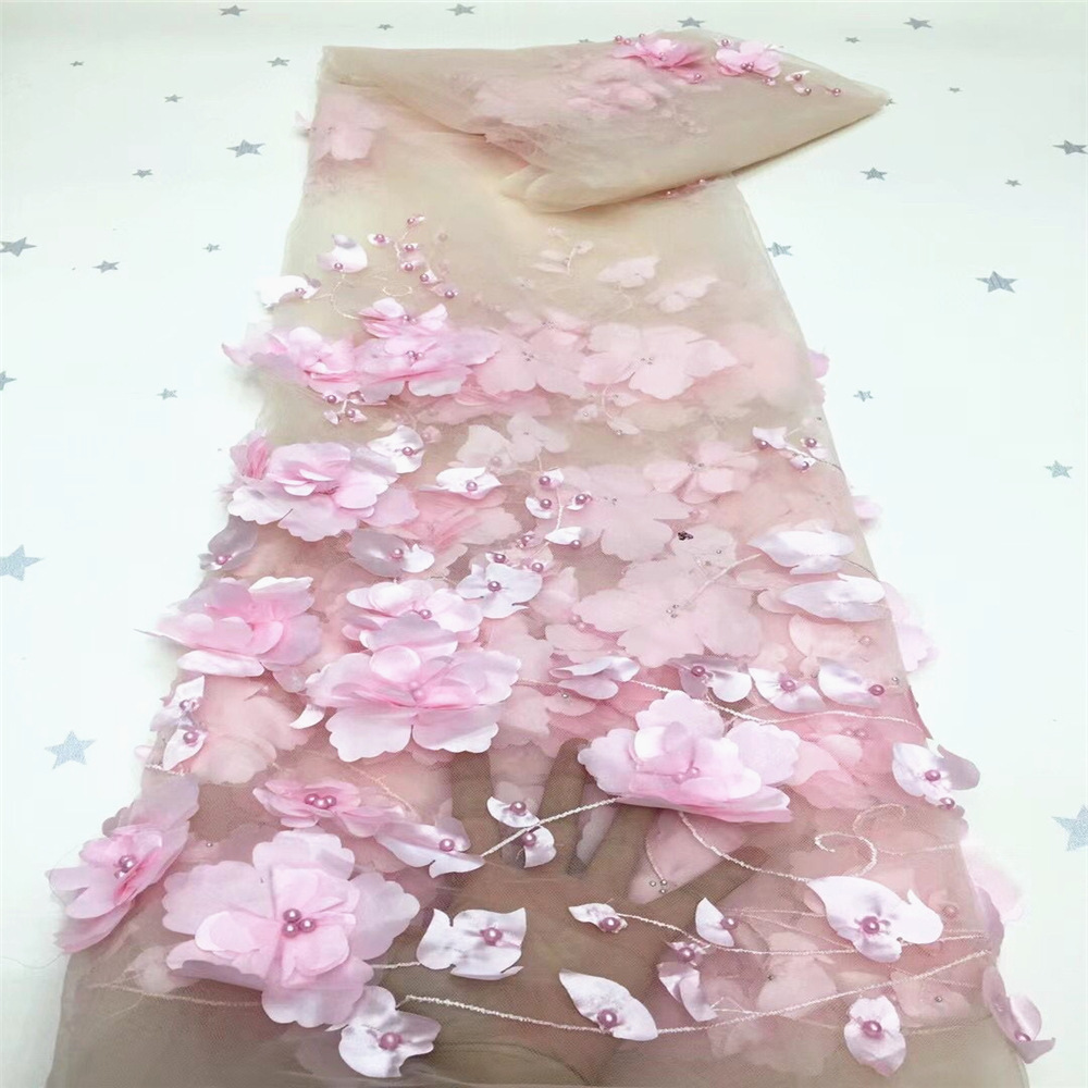 3D bordado tela de malla hecha a mano con cuentas tridimensional bordado tela primavera y verano ropa vestido de tela en stock venta al por mayor