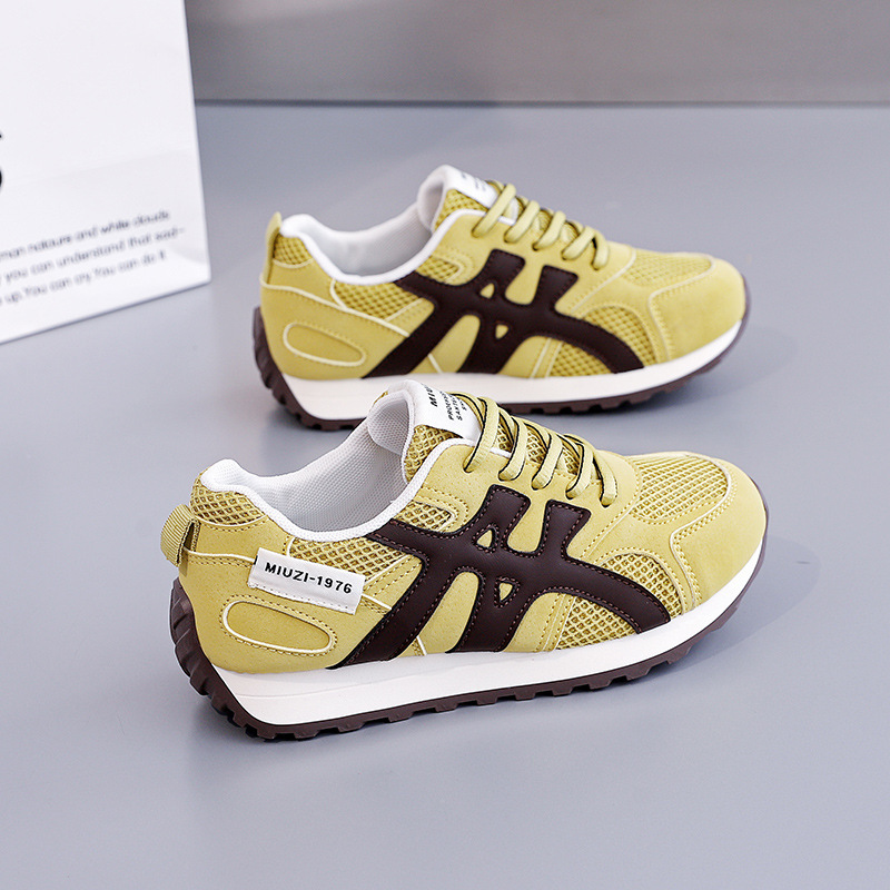 2026 New Spring White Sneakers for Women, Korean Style Casual Sports Versatile Sneakers for Female Students, Street Style K881