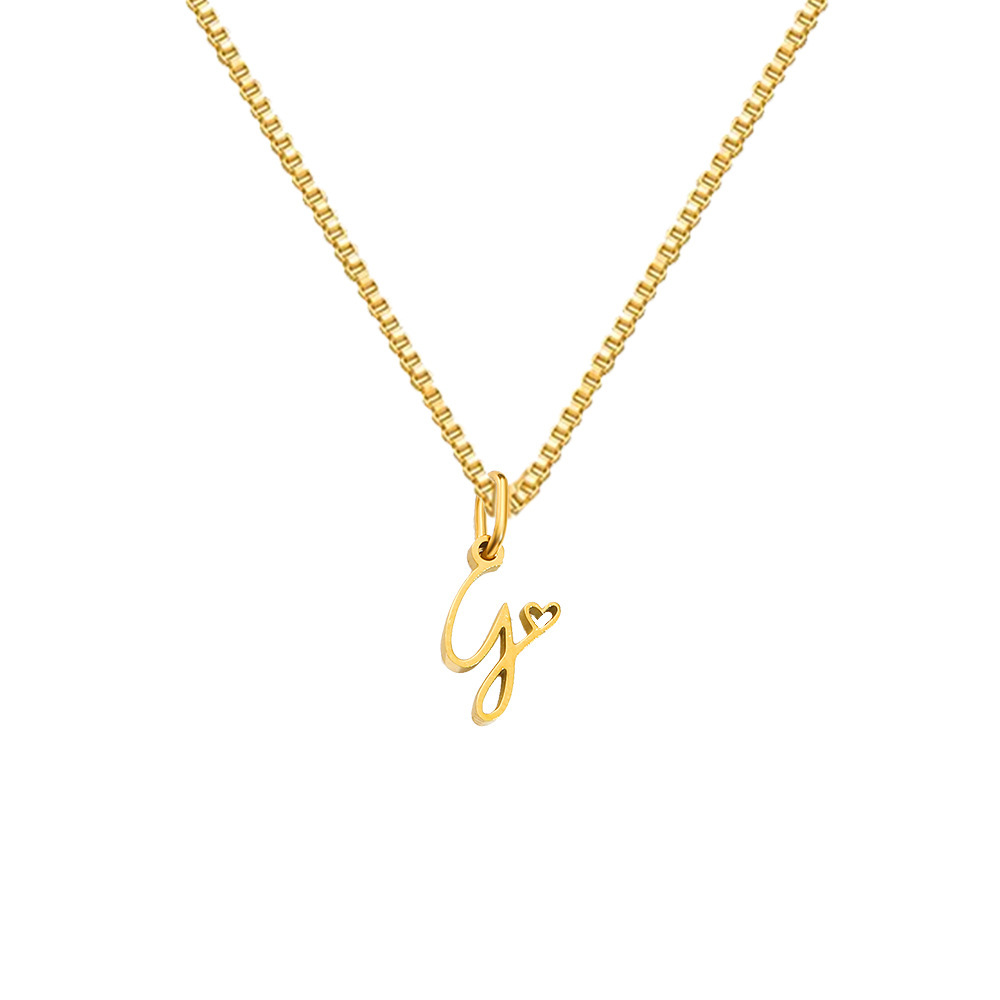 Collier en acier titane style INS 26 avec pendentif cœur et lettre, design intemporel, pour femme. Bijou inaltérable._voghion.com