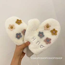 韩国ulzzang软妹可爱毛绒小花手套女冬加绒户外防风保暖滑雪骑车