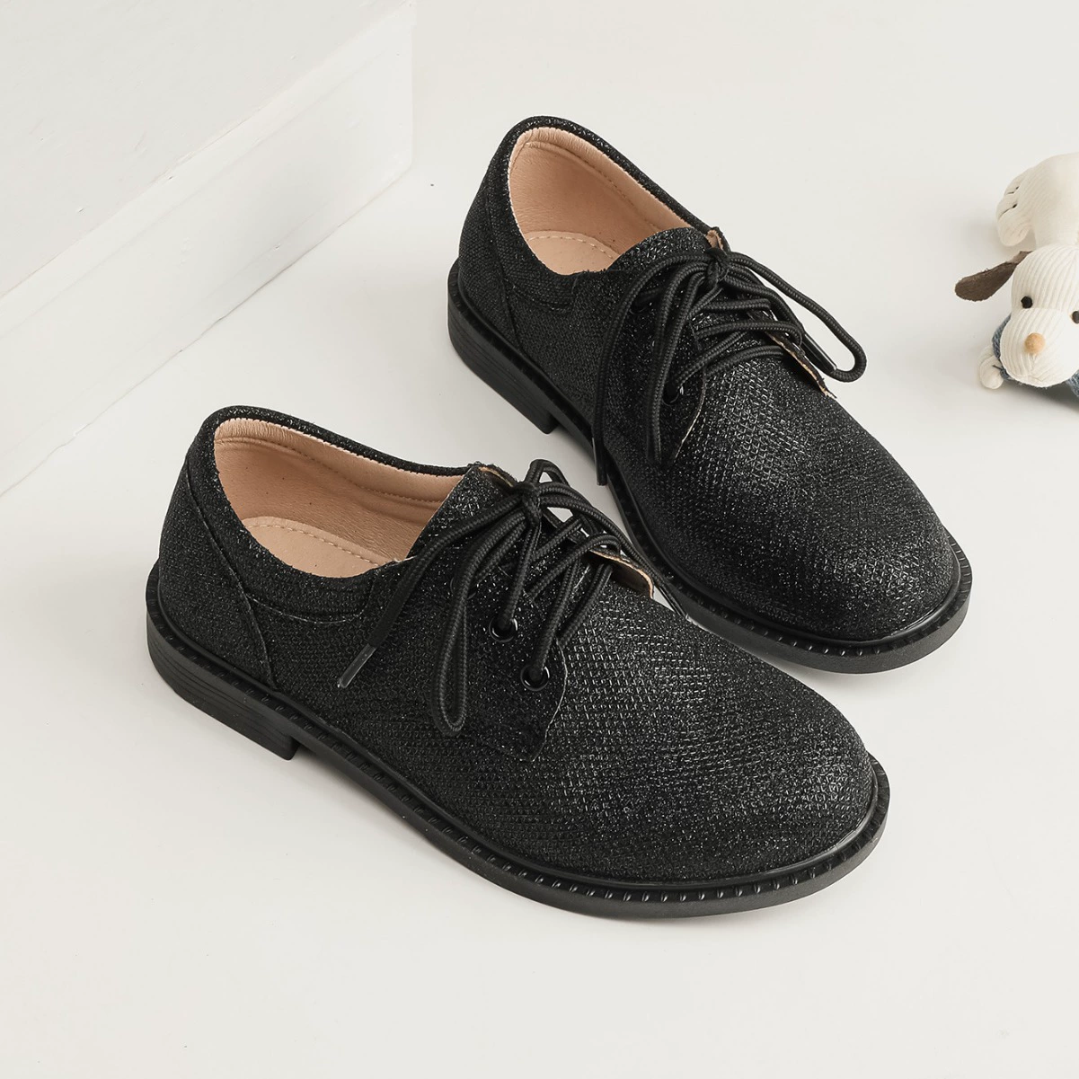 Трансграничный мальчик черный школьный стиль ремешок плоской подошвы