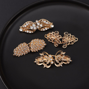 Women's Korean-style fashionable scarf buckle, creative and beautiful, high-end, small collar clip, easy to carry, exquisite scarf buckle