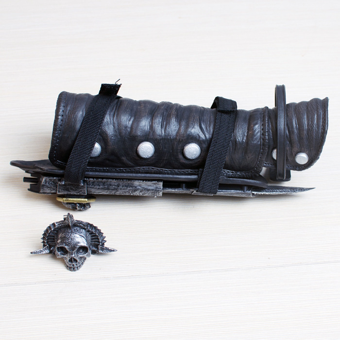 Assassin's Creed IV Black Flag Edward COSPLAY Sleeve Arrow 4