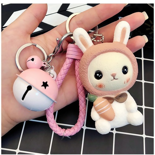 Creative hand-woven leather rope keychain men's and women's couple car key ring chain pendant gift wholesale