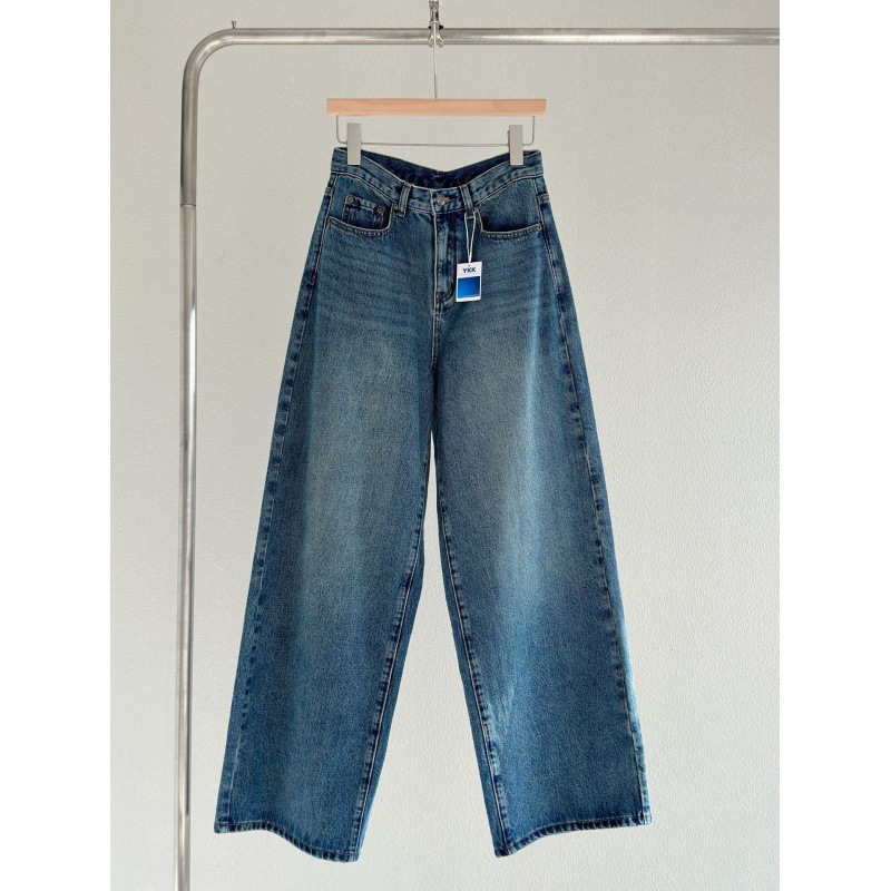 Velvet jeans