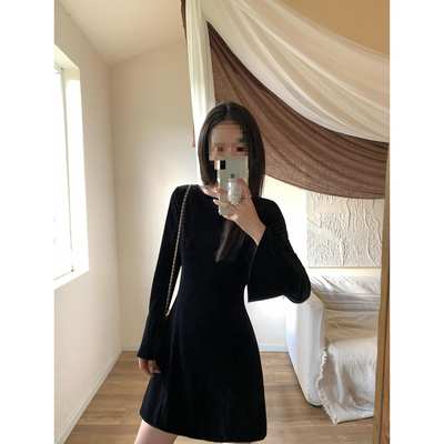 2024 New Style Elegant Retro Long-sleeved Small Black Dress Tight Waist Short Dress Ladies Elegant Black Velvet dress Women