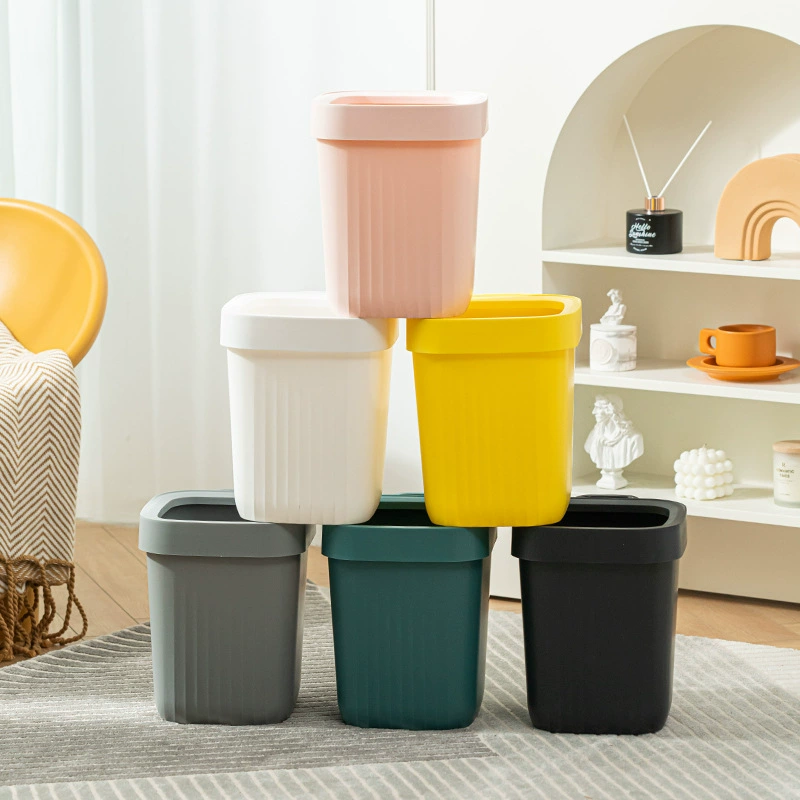 Japanese handheld plastic garbage can for living room