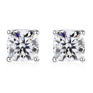 1캐럿 모이사나이트/베개 모양