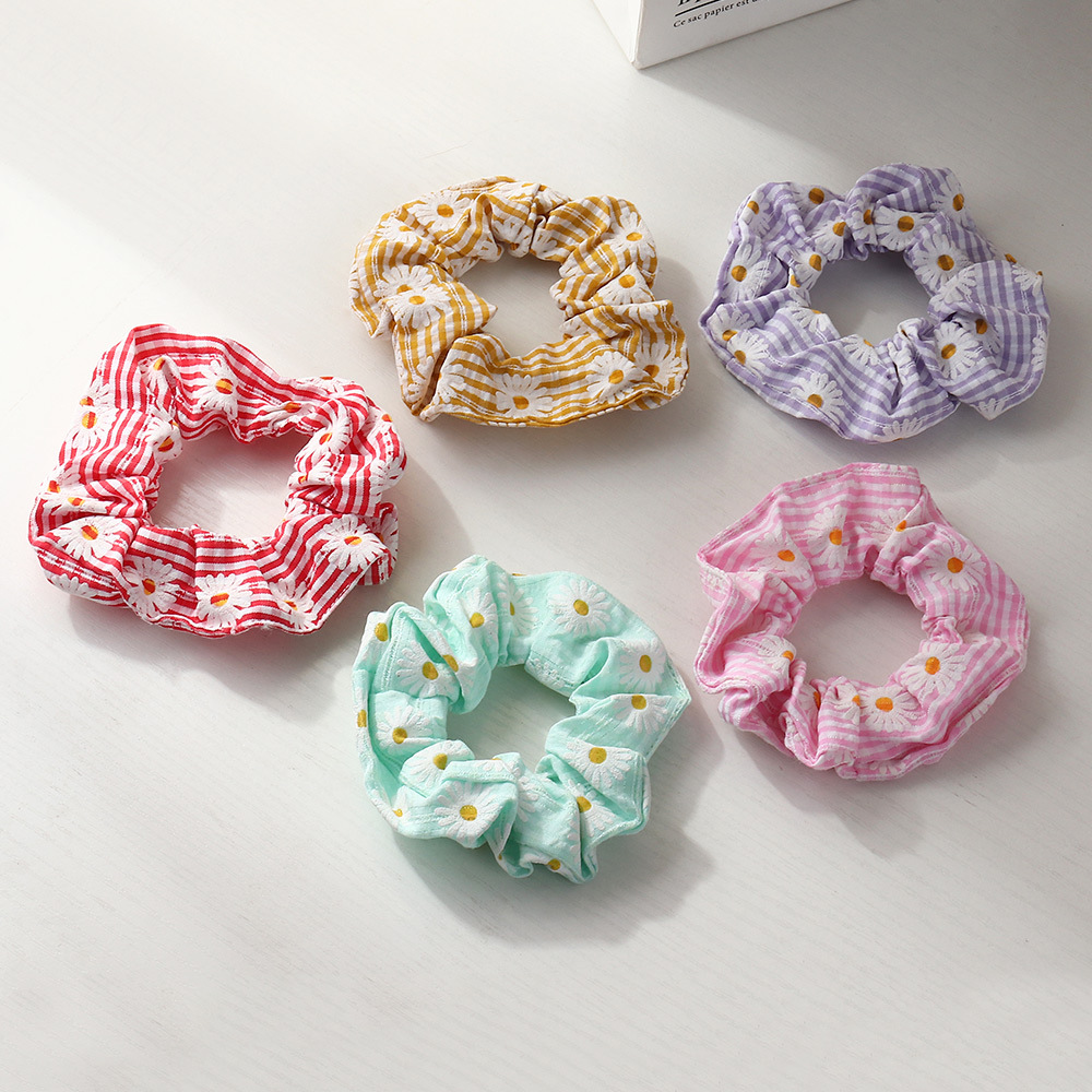 Simple Flower Stripe Printing Hair Scrunchies display picture 3