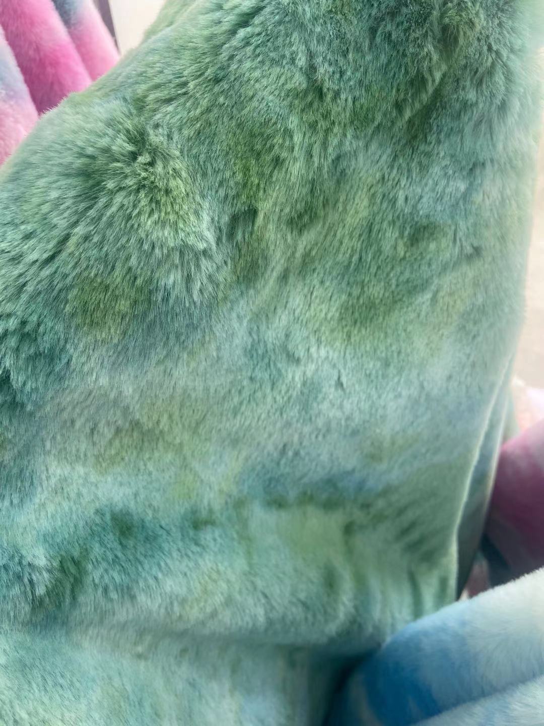 1200 gramos de tela de lana de conejo teñida 20MM siete arco iris tela de lana de conejo de ropa zapatos sombreros bufandas