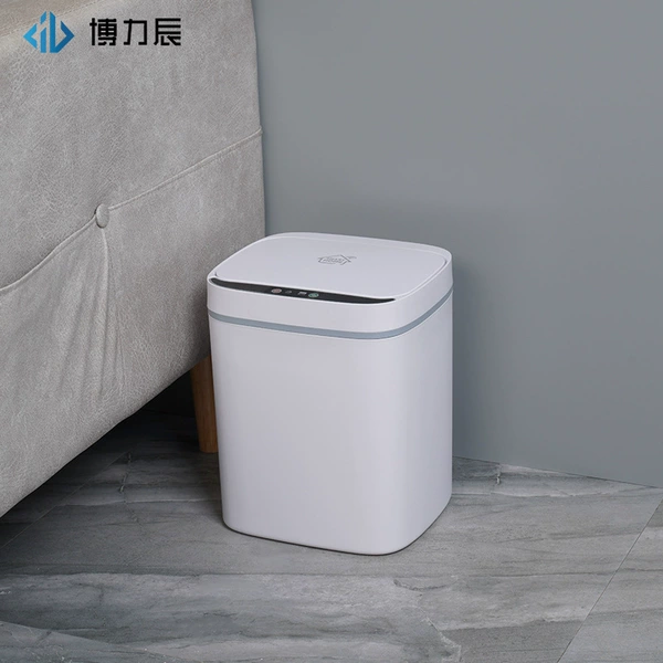 C model 11L white
