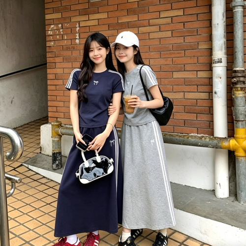 Design Korean two-piece suit for women 2026 summer new bow striped short-sleeved T-shirt + casual skirt