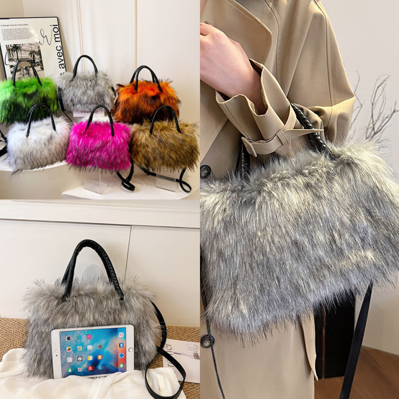 New Children's Women's Plush Tote Handbag Imitation Raccoon Fur European and American Crossbody Handbag Pillow Sweet Cool Style