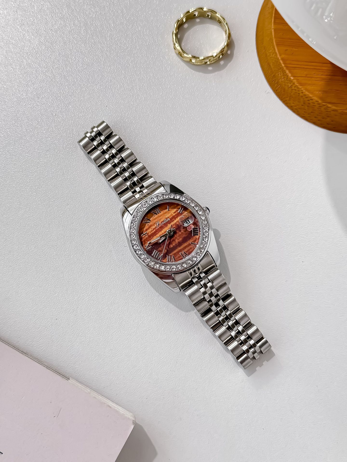 75g Weight Tempered Glass Mirror Material Alloy Strap Material Watch Classification Pointer Display Type Butterfly Double Snap Buckle Style Round Dial Shape Daily, Street Occasion Quartz Movement Solid Color Pattern All Seasons Season Women's Gender Retro, Classic Style Style Retro Classic Style Solid Color Butterfly Double Snap Quartz Watch Women's Watches 13