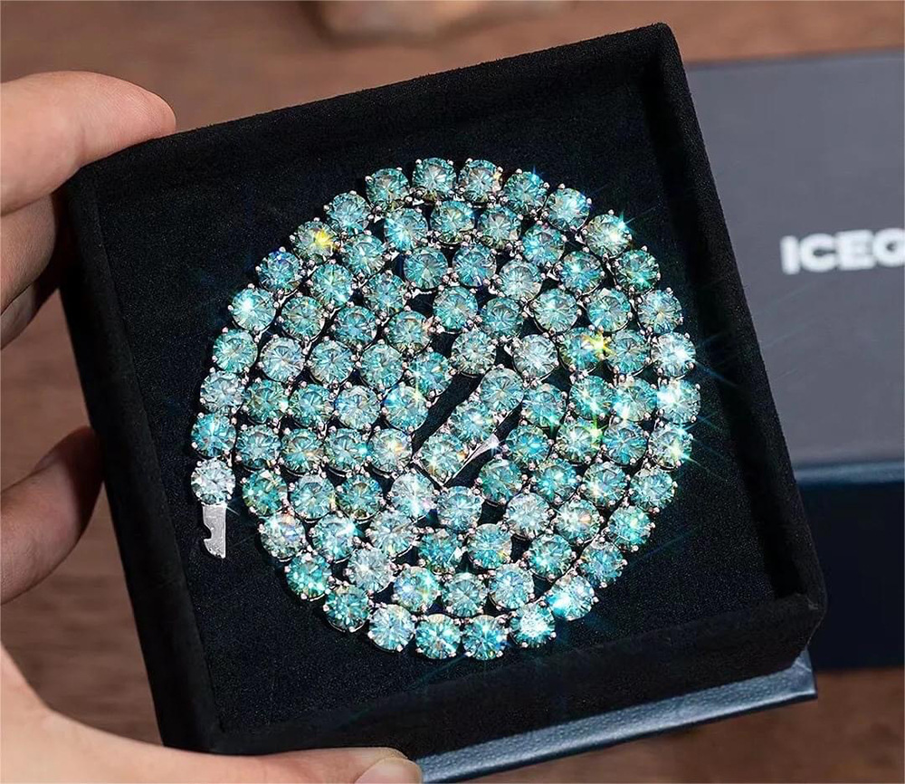 4 Karat, 5 Karat, 6 Karat Carat Total Weight 4 Karat 5 Karat 6 Karat Colorless(DEF) Green Blue Princess-cut Round Brilliant Cut Radiant-cut 925 Sterling Silver Tennis Chain Bracelets Classic Style VVS1-VVS2 Moissanite GRA Certificate