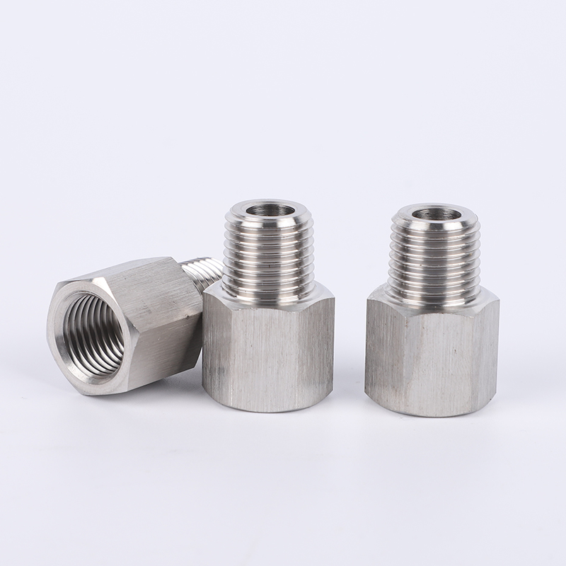 Acero inoxidable 304 medidor de presión de acero inoxidable interno y externo conector de conversión de alambre engrosado de diámetro M20 / 14 * 1.5 r2346 minR