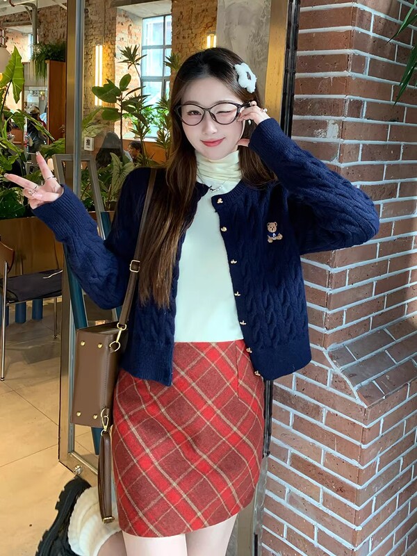 早秋韩系穿搭毛衣开衫女款2025新款针织外套高级感麻花秋冬上衣|undefined