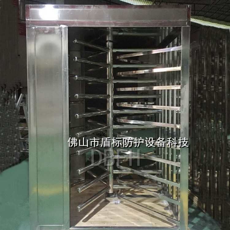 全高梳妆单向通行门 封闭式梳状栏杆旋转门禁 不锈钢单向道闸门