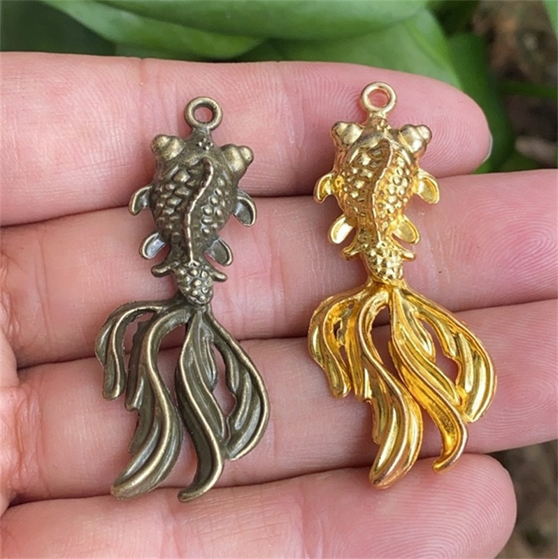 Imitation Brass Goldfish Key Pendant Wagging Tail Koi Car Keychain Accessories Pendant Manufacturer Wholesale Dropshipping Imitation Brass Goldfish Key Pendant Wagging Tail Koi Car Keychain Accessories Pendant Manufacturer Wholesale Dropshipping