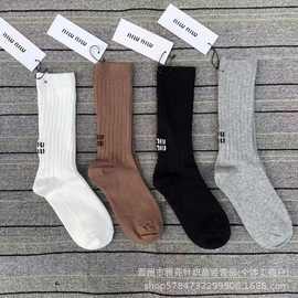 百搭学院风刺绣女神缪缪日版袜子批发女袜miumiu复古百搭休闲时尚