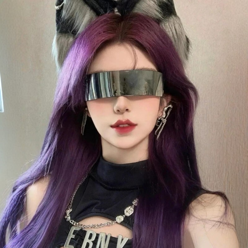 Women's Lace Front Wig with Middle Parting, Long Straight Hair, Everyday Use, Enhances Complexion, Blackcurrant Purple, Versatile Cosplay Full Head Wig, Synthetic Hair