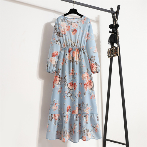 Floral chiffon long dress for women, spring outfit with long sleeves and round neck, base layer dress with waist-cinching for a slimming effect, full-length evening dress