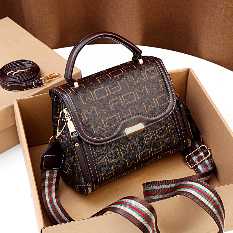 Women's Crossbody Bag Large Capacity Square Commuter Shoulder Bag_voghion.com
