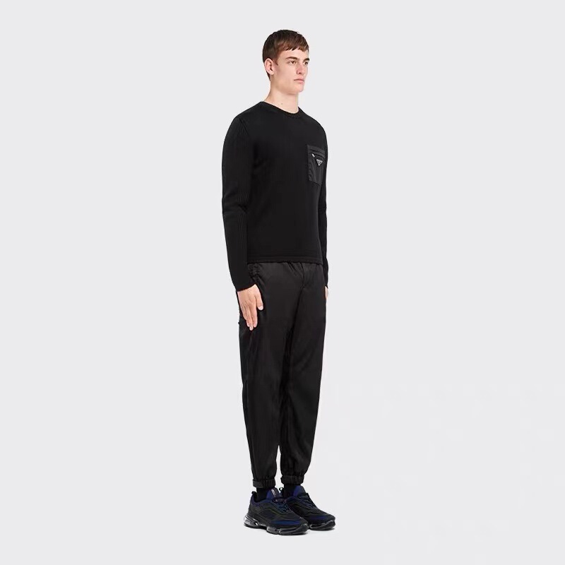 High Version in Stock Pujia Men's Contrasting Color Nylon Patch Decorated Wool Sweater in Stock in Large Quantities