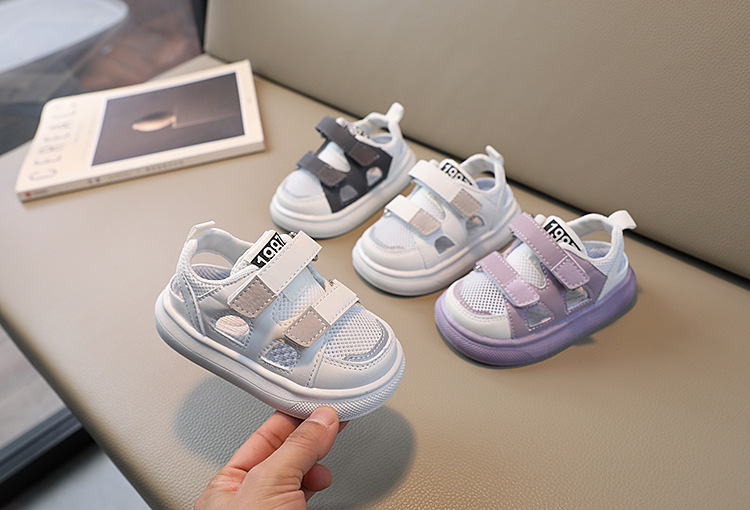 Neue Sportsandalen für den Sommer, atmungsaktives Mesh für Jungen, koreanische Ausgabe, Babyschuhe mit hohlem Brett für Mädchen, Kinderschuhe_voghion.com